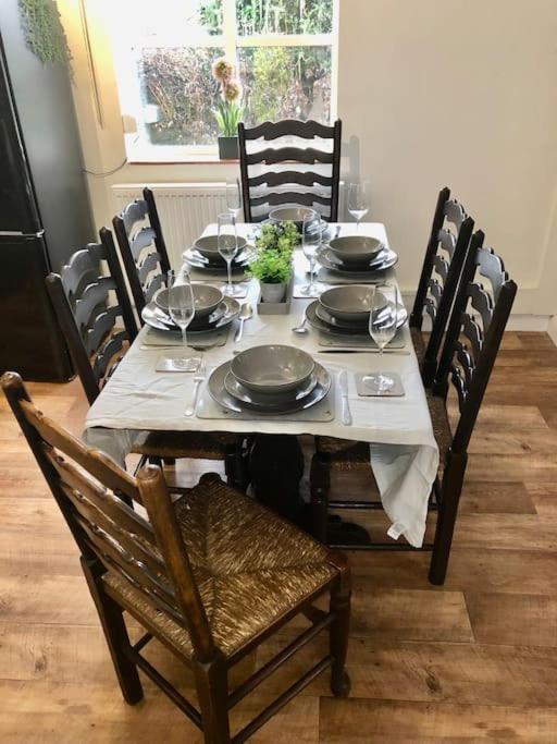 Large Cottage, Beach, Pubs Shops, Netflix, Bbq, Dog Friendly Hunmanby Luaran gambar