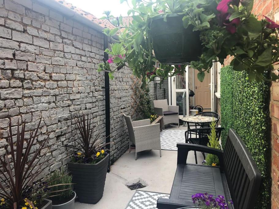 Large Cottage, Beach, Pubs Shops, Netflix, Bbq, Dog Friendly Hunmanby Luaran gambar